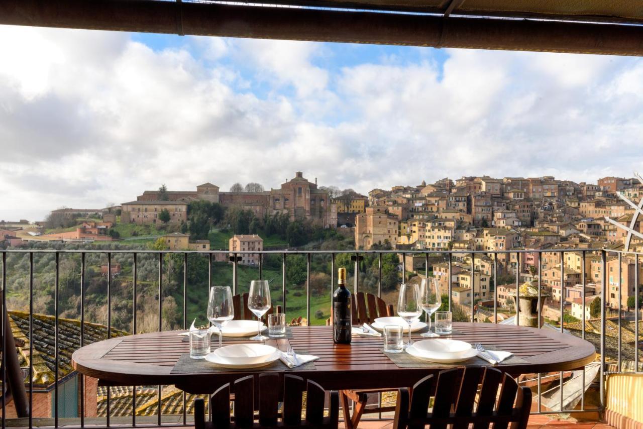 Appartamento Panoramico San Martino 12 Siena Kültér fotó