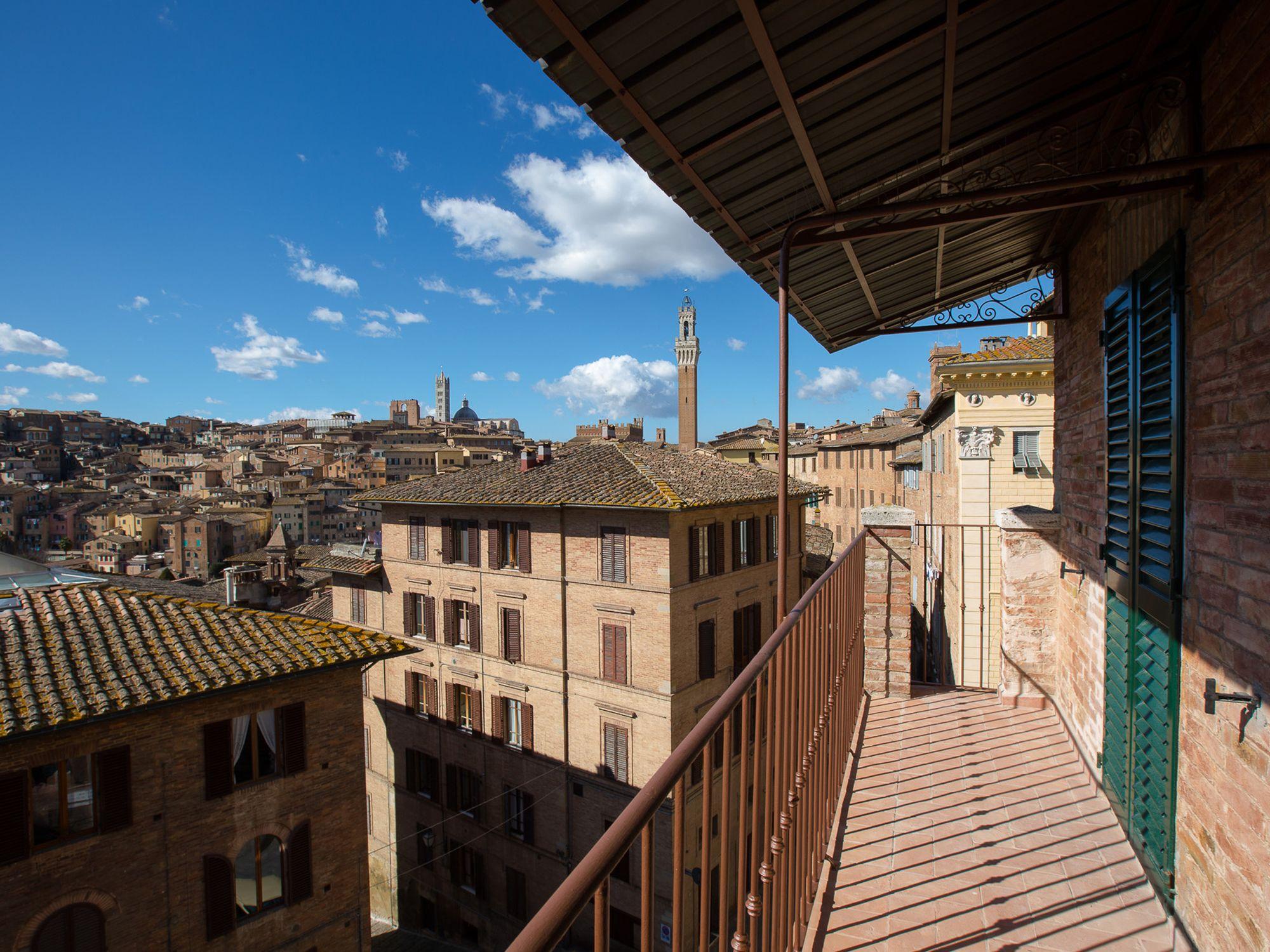 Appartamento Panoramico San Martino 12 Siena Kültér fotó