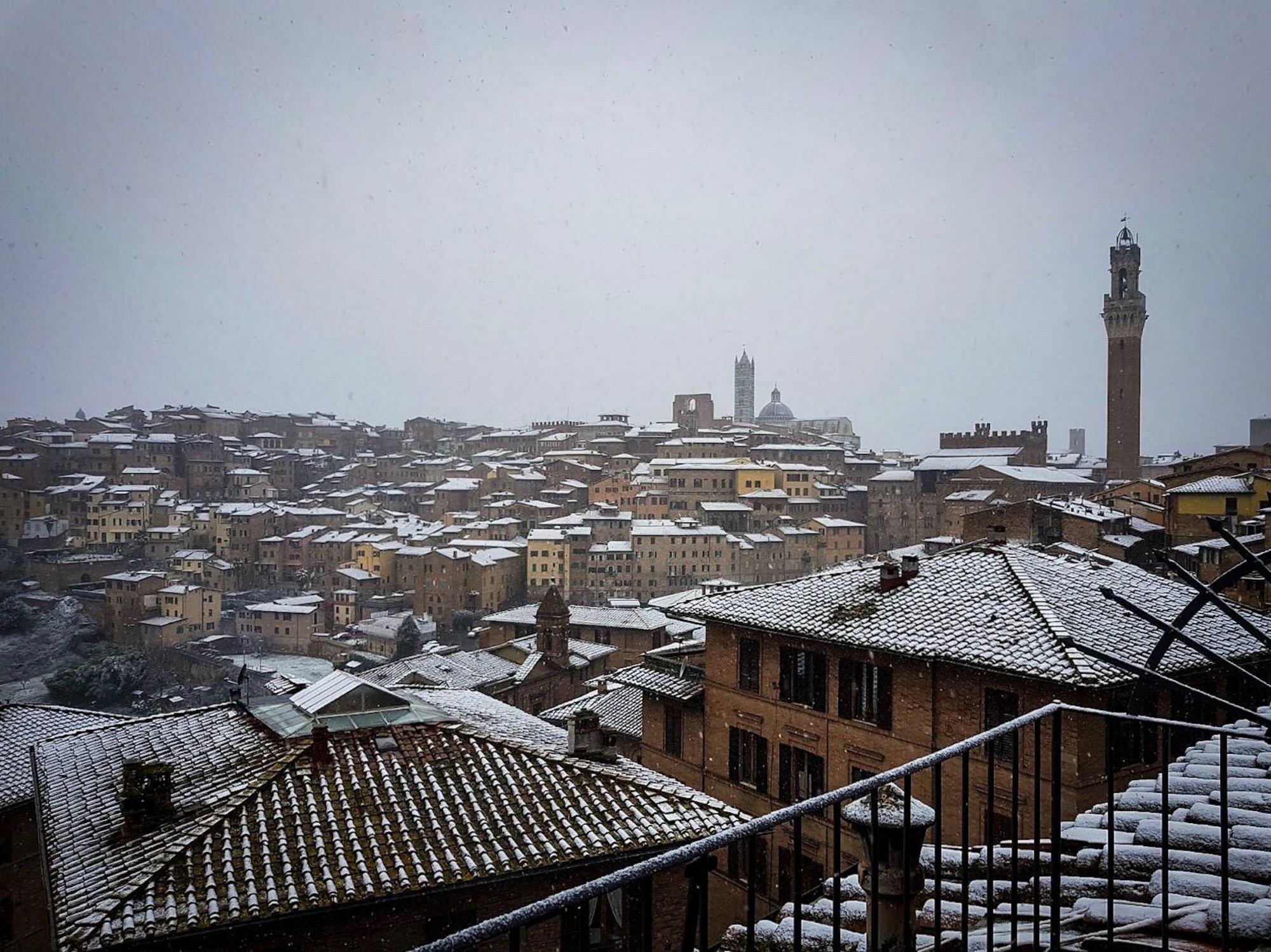 Appartamento Panoramico San Martino 12 Siena Kültér fotó