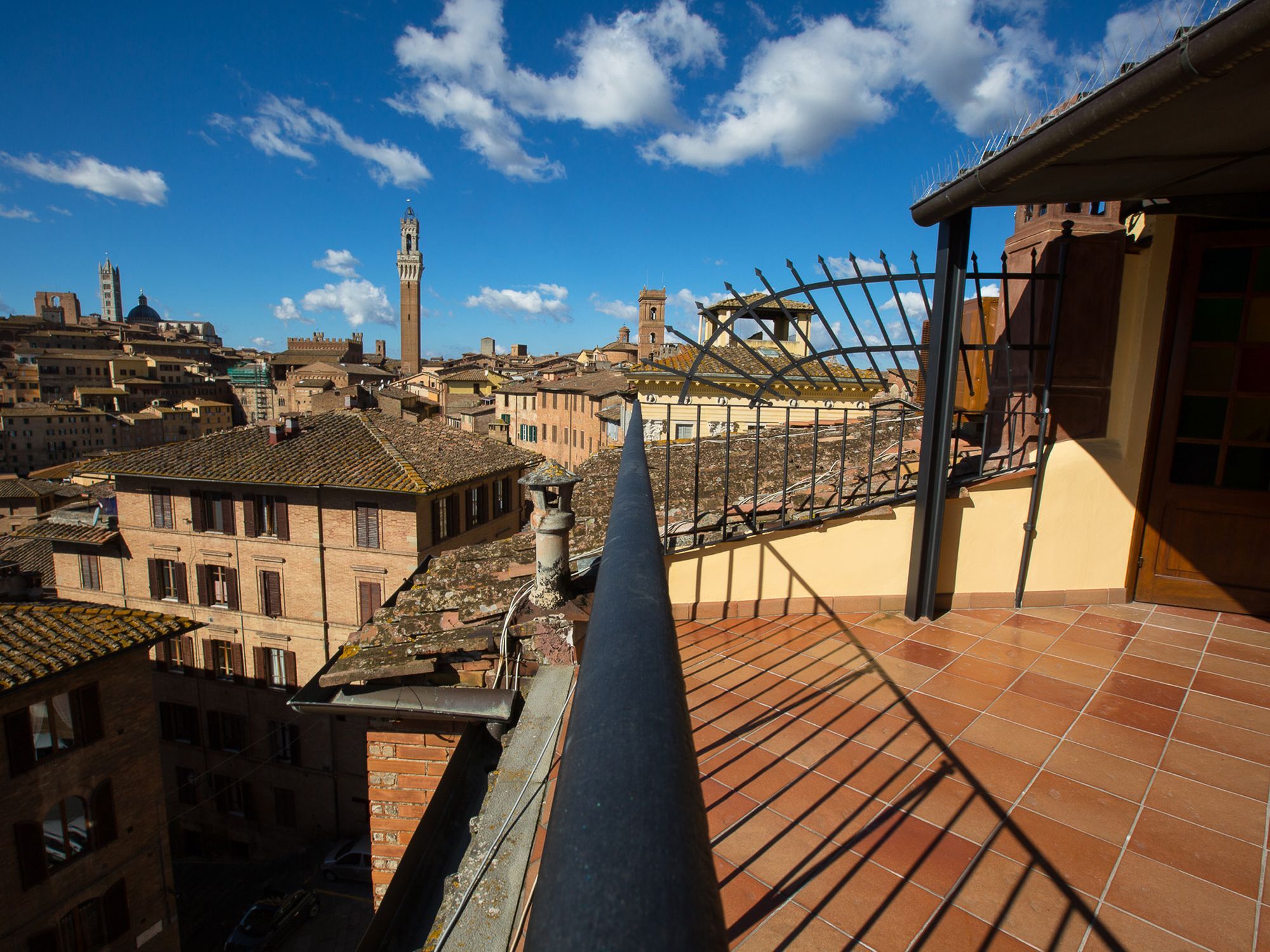 Appartamento Panoramico San Martino 12 Siena Kültér fotó